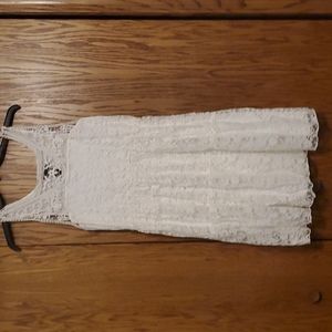 Off white lace dress, 1x